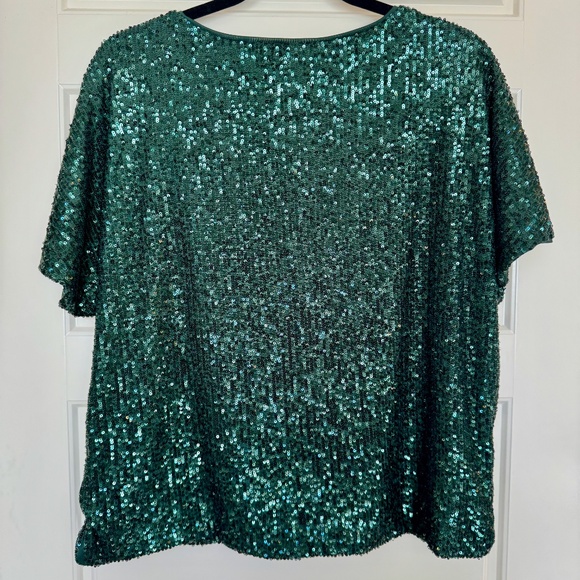 H&M Green Sequined Holiday Party Top - Picture 3 of 7